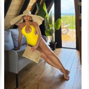NWT oversized hat